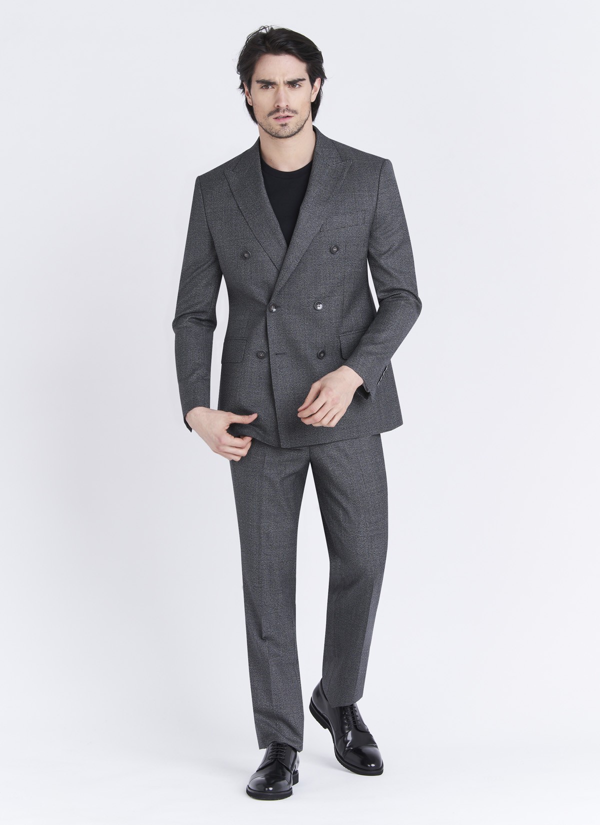 Costume croisé semi-slim fit Emmanuelle Khanh _ Motif pied-de-poule gris foncé _ 23 - Gris foncé