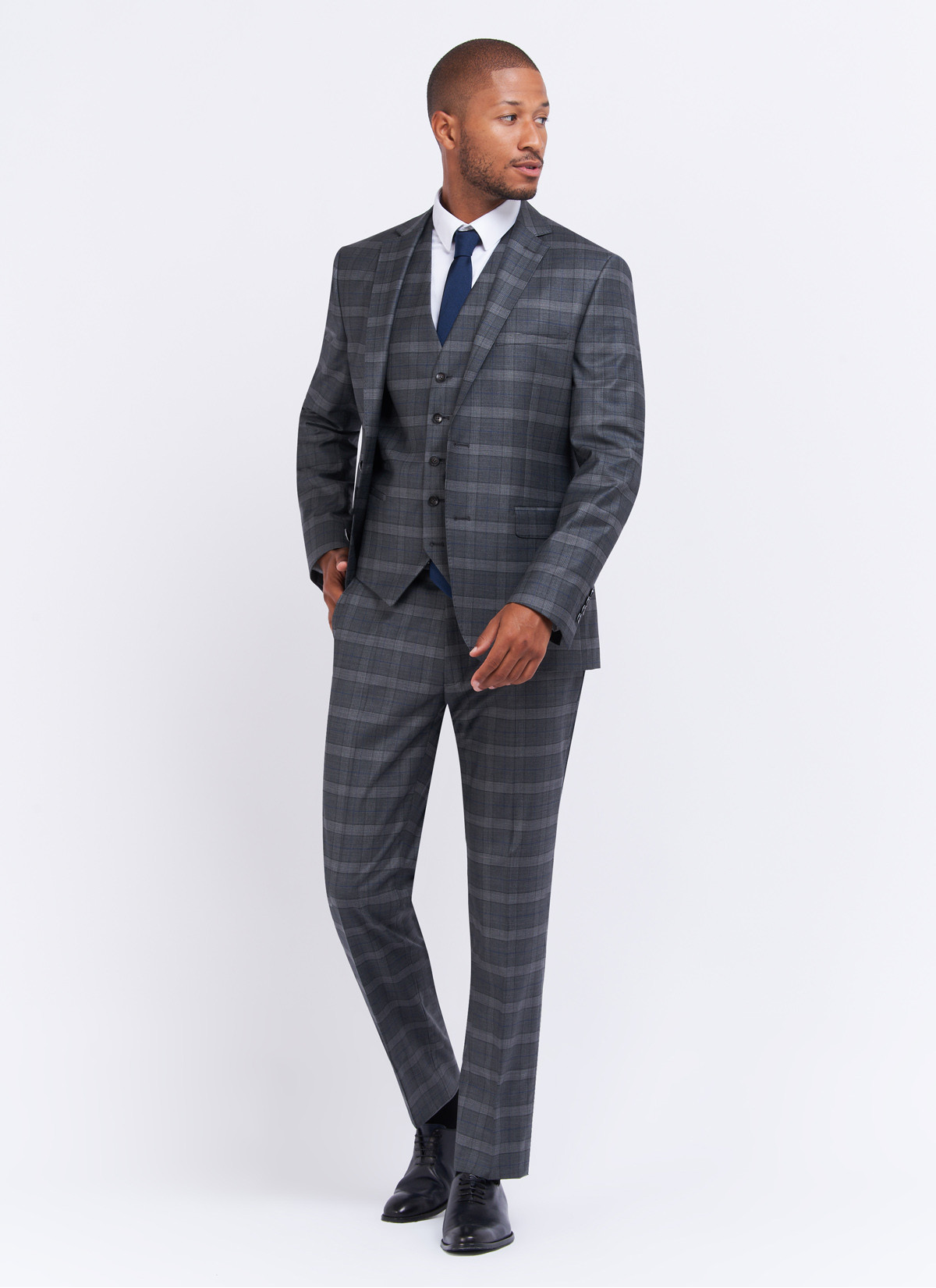 Emmanuelle Khanh suit