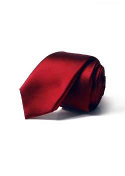 Cravate en satin de soie rouge Emmanuelle Khanh